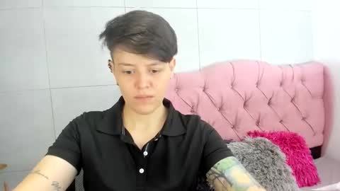 FANNY online show from November 13, 7:57 pm