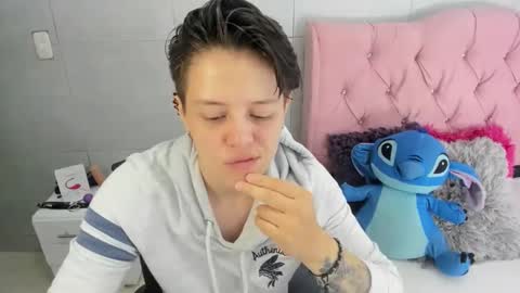 FANNY online show from December 16, 3:39 pm