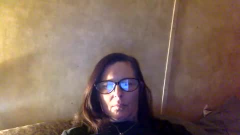 Snapshot of fantabulous197 chatting on January 6, 4:16 am fantabulous197 online show from January 6, 4:16 am