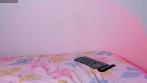 Snapshot of fantastic_asians2 chatting on November 6, 8:21 pm Ale online show from November 6, 8:21 pm