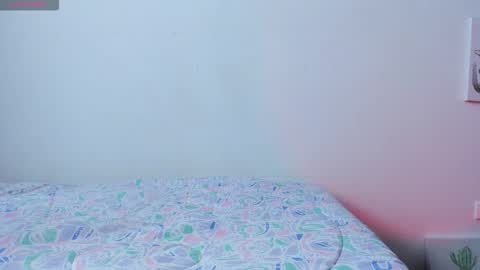 Snapshot of fantastic_asians2 chatting on January 11, 4:01 pm Ale online show from January 11, 4:01 pm