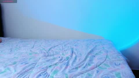 Snapshot of fantastic_asians2 chatting on January 12, 8:03 pm Ale online show from January 12, 8:03 pm