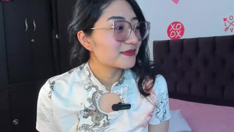 Snapshot of fantastic_asians2 chatting on February 6, 3:15 pm Ale online show from February 6, 3:15 pm