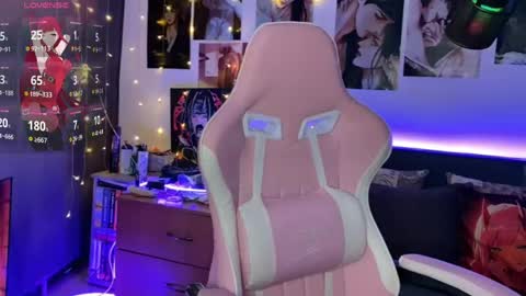 Lisa online show from May 20, 8:37 pm