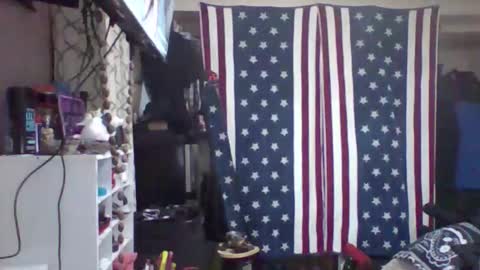 Snapshot of fantasydesire83 chatting on March 28, 9:58 pm fantasydesire83 online show from March 28, 9:58 pm