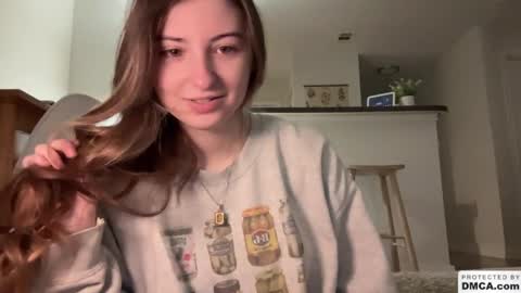 Snapshot of fantasyella chatting on January 1, 5:33 am Ella online show from January 1, 5:33 am