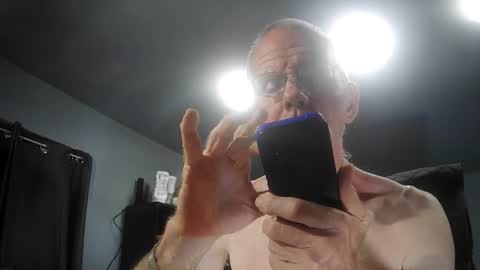 fantasyresort online show from September 29, 3:00 am