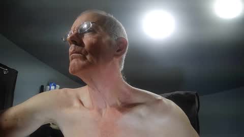 fantasyresort online show from October 9, 3:04 am