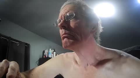 fantasyresort online show from January 7, 4:04 am