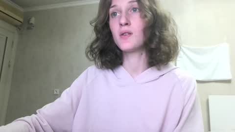 Kira online show from March 24, 2:05 am