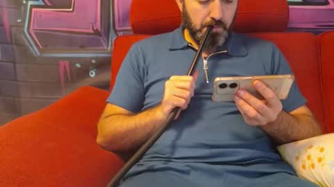 Snapshot of faresxxxaaa chatting on April 4, 6:33 am Amer online show from April 4, 6:33 am