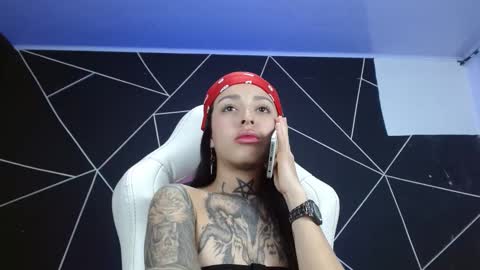 Snapshot of farichell chatting on March 3, 12:59 am fari online show from March 3, 12:59 am