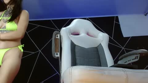 Snapshot of farichell chatting on March 10, 11:49 pm fari online show from March 10, 11:49 pm