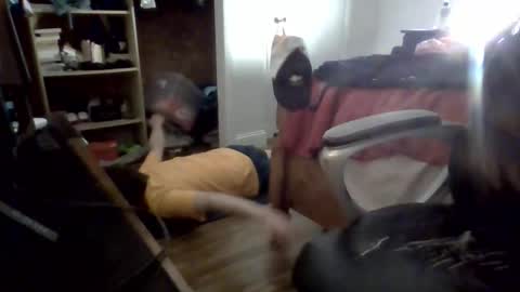 farmboy2398 online show from December 3, 4:53 am