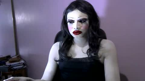 Farrah online show from December 30, 8:04 pm