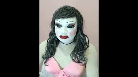 Farrah online show from October 4, 7:34 pm