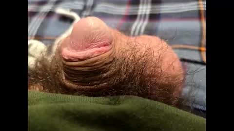 Snapshot of fartinmymouthplz chatting on March 22, 3:54 am fartinmymouthplz online show from March 22, 3:54 am