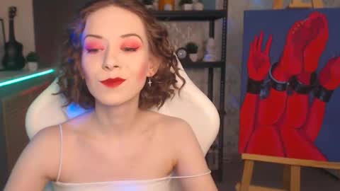 Fascinating   Eyes online show from November 8, 6:29 pm