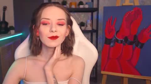 Fascinating   Eyes online show from November 18, 7:07 pm