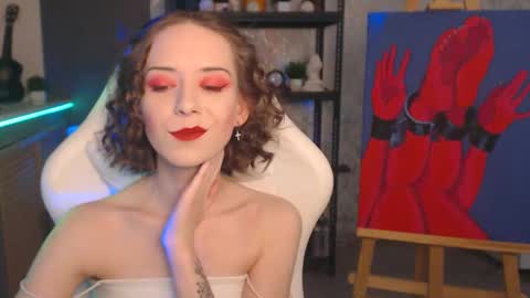 Fascinating   Eyes online show from December 3, 7:01 pm