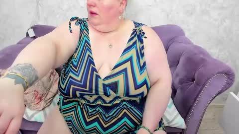 fashiona online show from January 7, 3:14 am