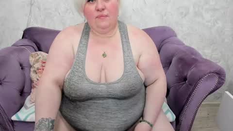 fashiona online show from February 7, 10:41 pm