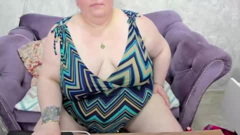 fashiona online show from February 9, 2:17 am