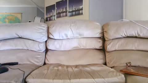 Snapshot of fat_dick_brian chatting on June 19, 5:28 pm FATdickBOY online show from June 19, 5:28 pm