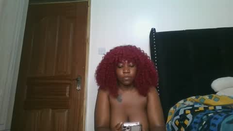 Winnie online show from December 3, 6:38 pm