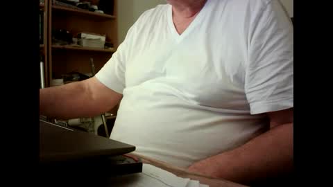 Snapshot of fatbellyitalian chatting on September 22, 8:38 am fatbellyitalian online show from September 22, 8:38 am