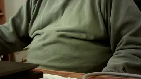 Snapshot of fatbellyitalian chatting on October 30, 10:27 am fatbellyitalian online show from October 30, 10:27 am