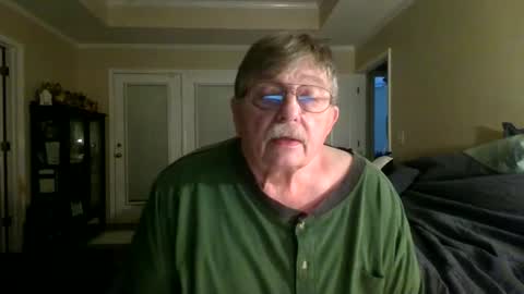 Snapshot of fatdickad chatting on January 6, 3:42 am fatdickad online show from January 6, 3:42 am