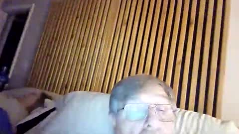 Snapshot of fatdickad chatting on October 16, 4:46 am fatdickad online show from October 16, 4:46 am