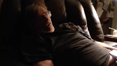 fatdickad online show from April 13, 9:48 am