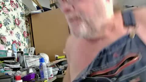 Fred. online show from December 2, 12:30 am