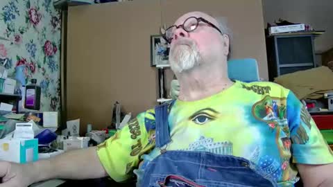 Fred. online show from January 4, 8:16 pm