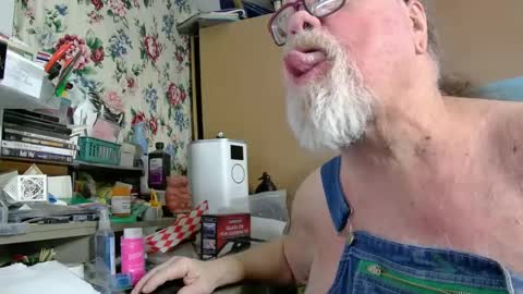 Fred. online show from February 28, 6:32 am