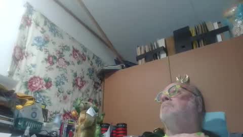 Fred. online show from May 15, 11:34 pm