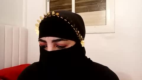 Snapshot of fati_123 chatting on October 25, 10:15 pm fati_123 online show from October 25, 10:15 pm