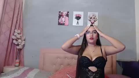 fatima_bosch online show from November 30, 2:10 pm