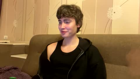 Snapshot of faustfrost chatting on October 9, 4:21 am Faust online show from October 9, 4:21 am