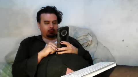 Faux Feitico VSW online show from April 3, 2:53 am