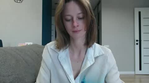 favoriteyour online show from May 10, 4:17 am