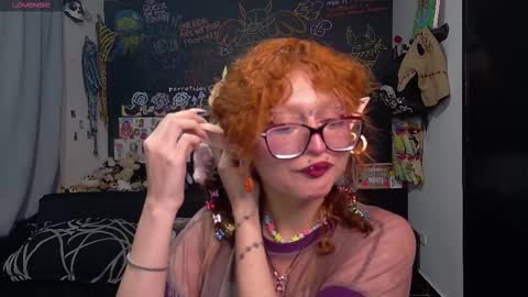 Snapshot of fay_abby chatting on October 16, 1:17 am fay abby online show from October 16, 1:17 am