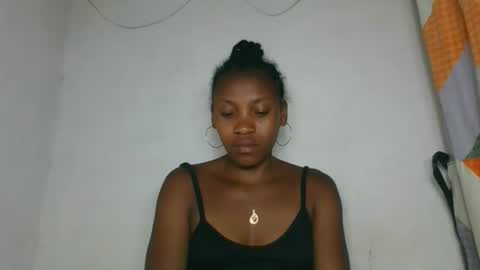 Snapshot of fayence09 chatting on November 8, 7:30 am fayence09 online show from November 8, 7:30 am