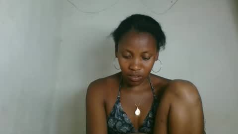 Snapshot of fayence09 chatting on November 9, 9:40 am fayence09 online show from November 9, 9:40 am