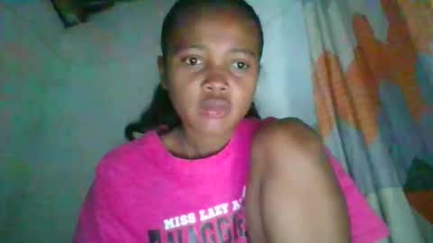 Snapshot of fayence09 chatting on January 12, 4:34 pm fayence09 online show from January 12, 4:34 pm