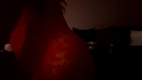 Snapshot of fbaby1210 chatting on December 11, 12:12 am fbaby1210 online show from December 11, 12:12 am