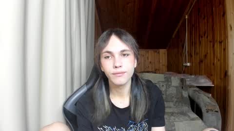 Snapshot of fcherthth chatting on January 21, 8:32 pm Mark online show from January 21, 8:32 pm