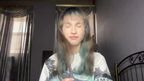 Mark online show from October 11, 11:31 am